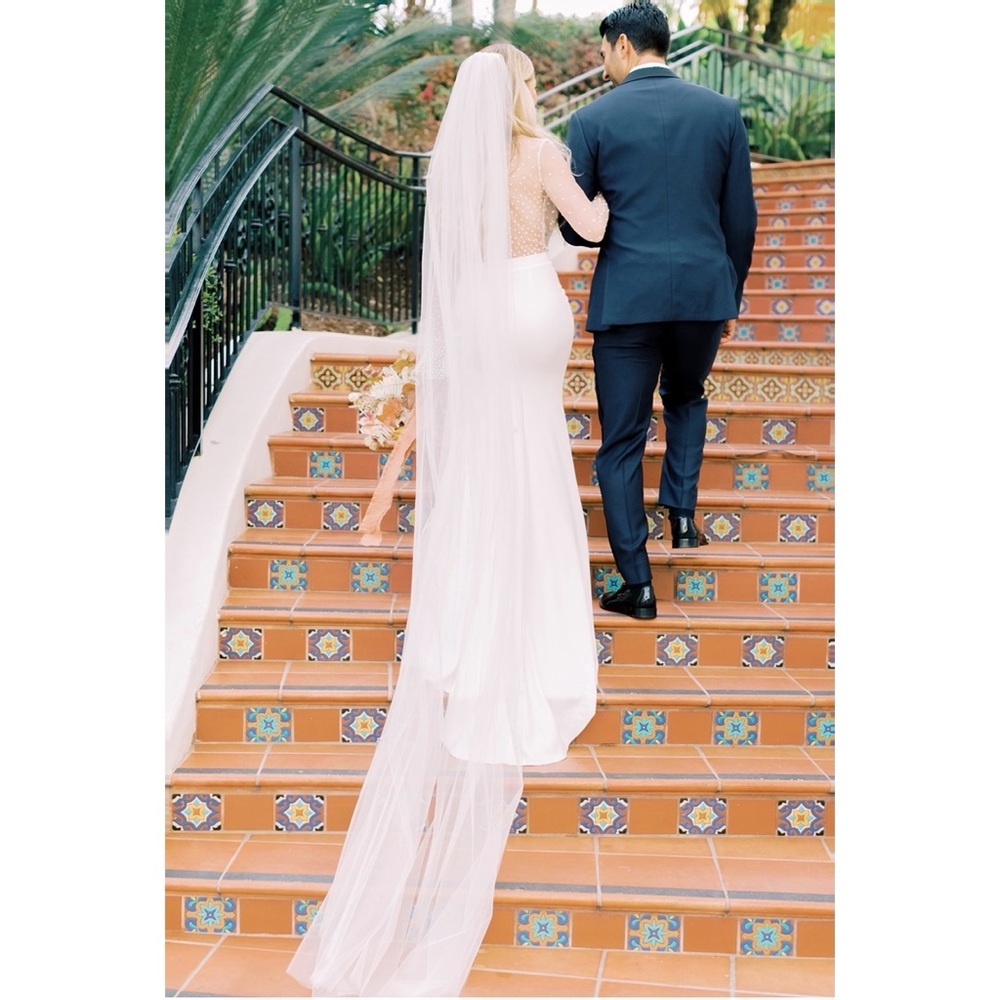 Nouvelle amsale cathedral length veil